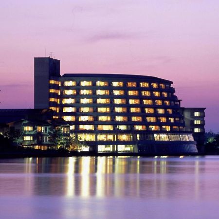 Apa Hotel & Resort Kaga Katayamazu Onsen Kasuikyo Экстерьер фото