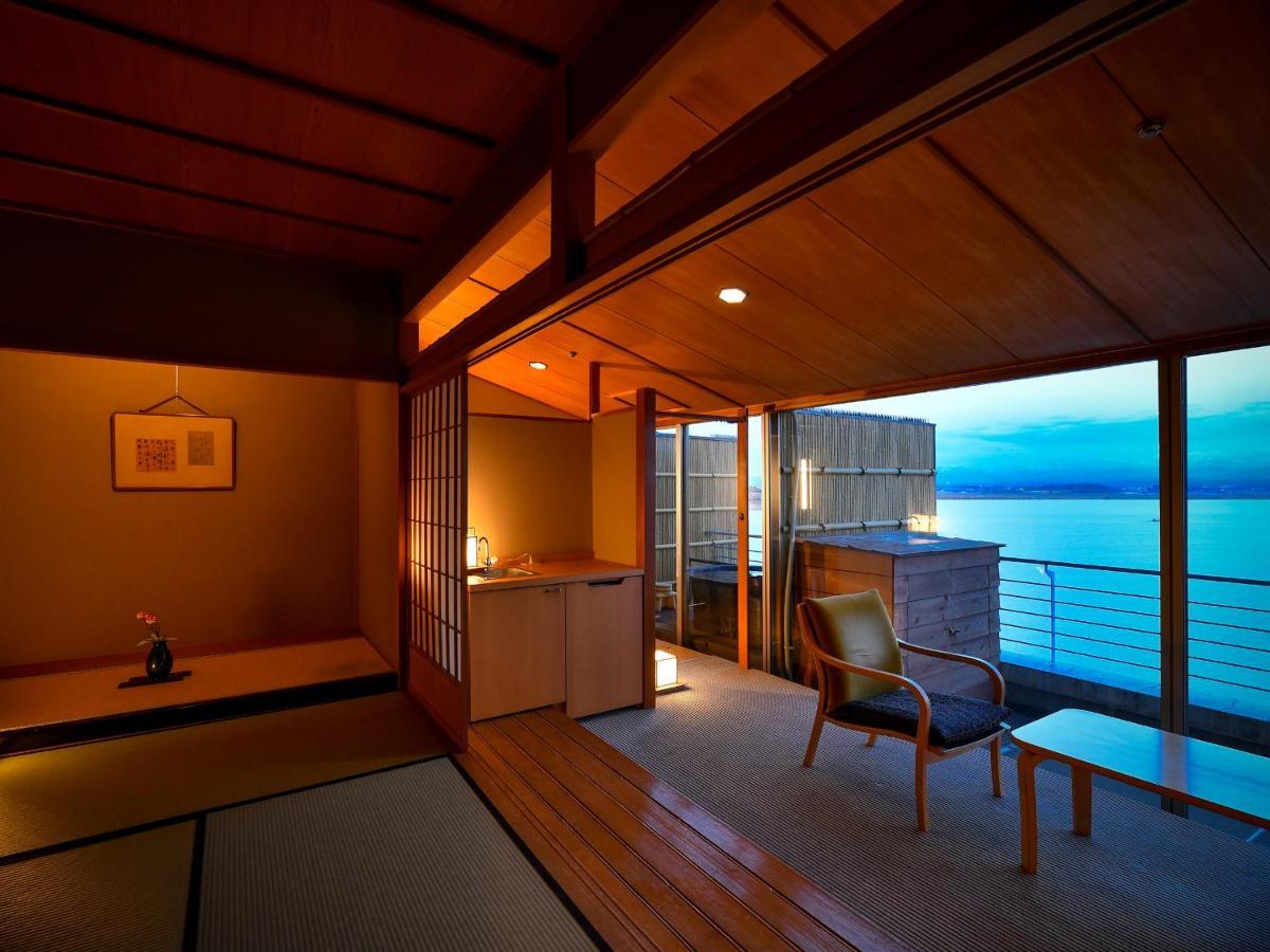 Apa Hotel & Resort Kaga Katayamazu Onsen Kasuikyo Экстерьер фото