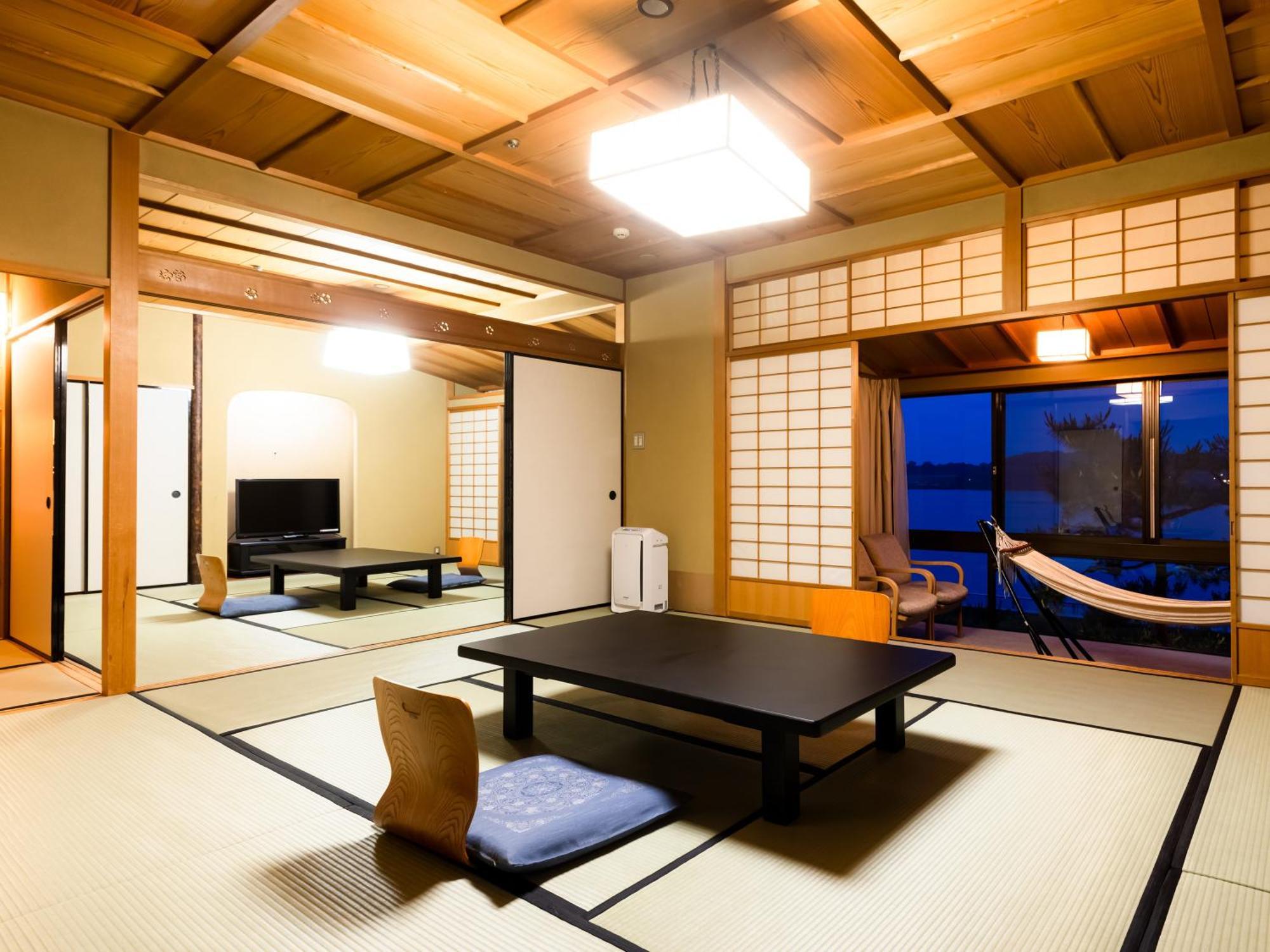 Apa Hotel & Resort Kaga Katayamazu Onsen Kasuikyo Экстерьер фото