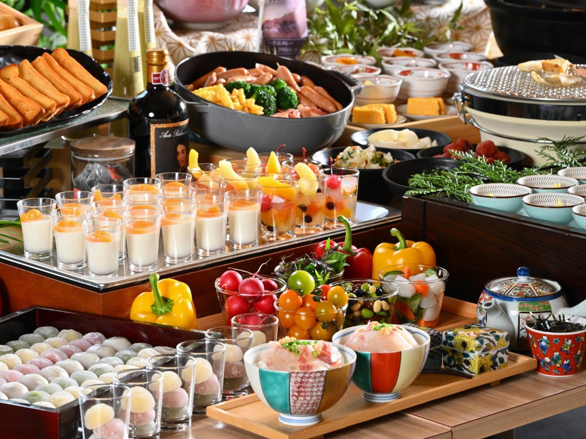 Apa Hotel & Resort Kaga Katayamazu Onsen Kasuikyo Экстерьер фото